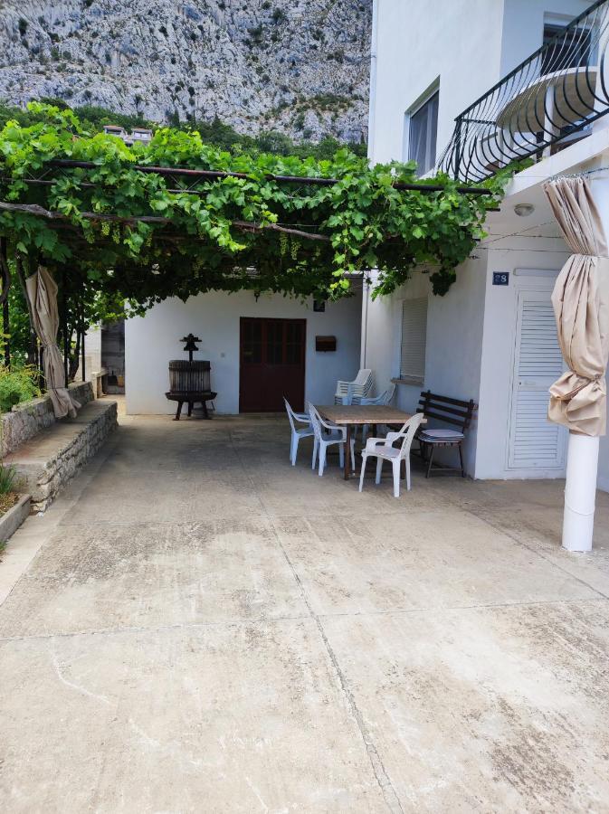 Apartment With 2 Balconies And Sea View Omis
